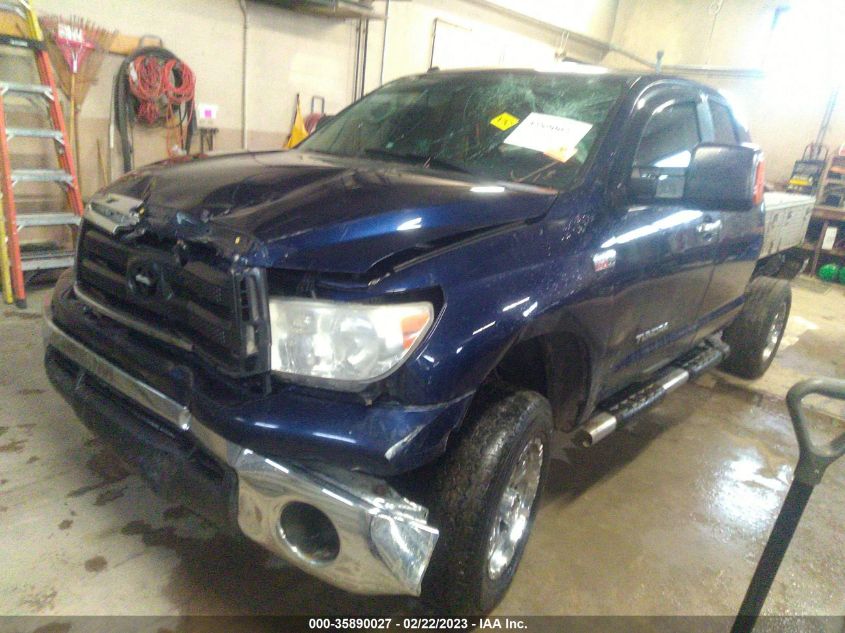 2013 TOYOTA TUNDRA 4WD TRUCK - 5TFUW5F17DX301116