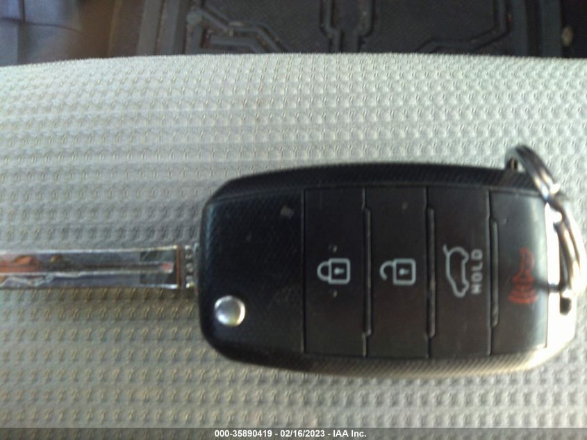 2014 KIA SORENTO LX - 5XYKTDA74EG462484
