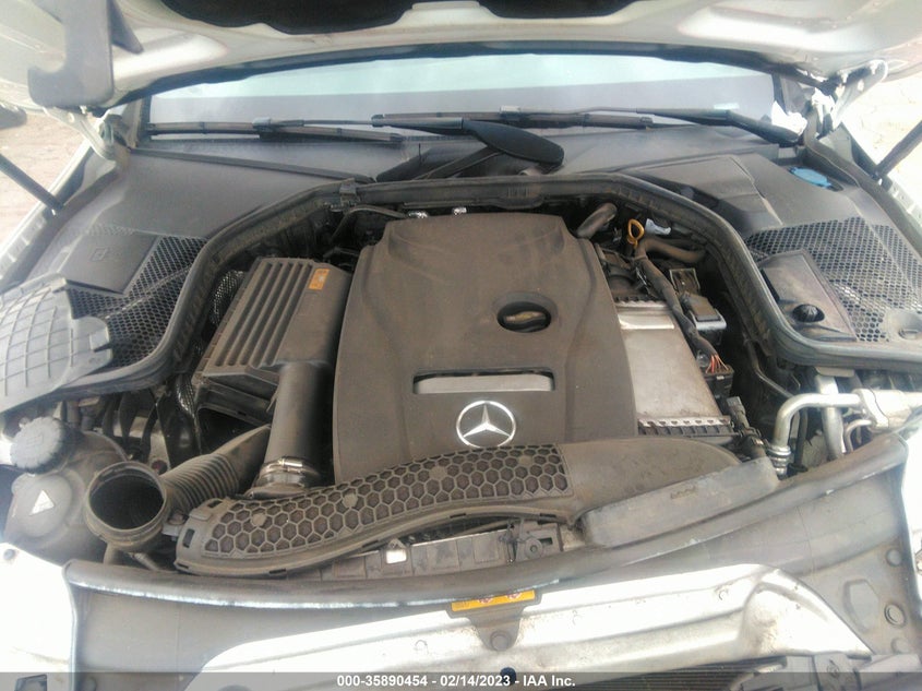 VIN 55SWF4JB8JU248126 2018 MERCEDES-BENZ C-CLASS C 300