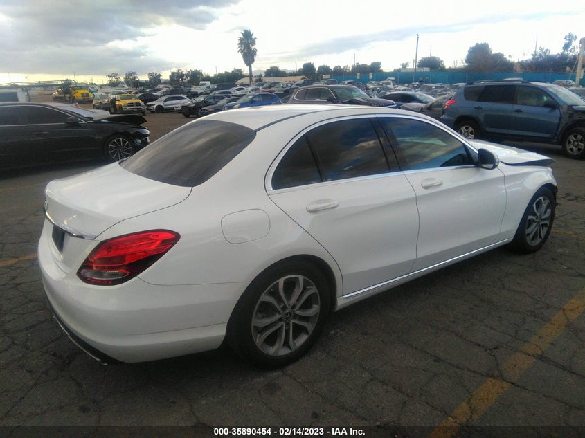 VIN 55SWF4JB8JU248126 2018 MERCEDES-BENZ C-CLASS C 300