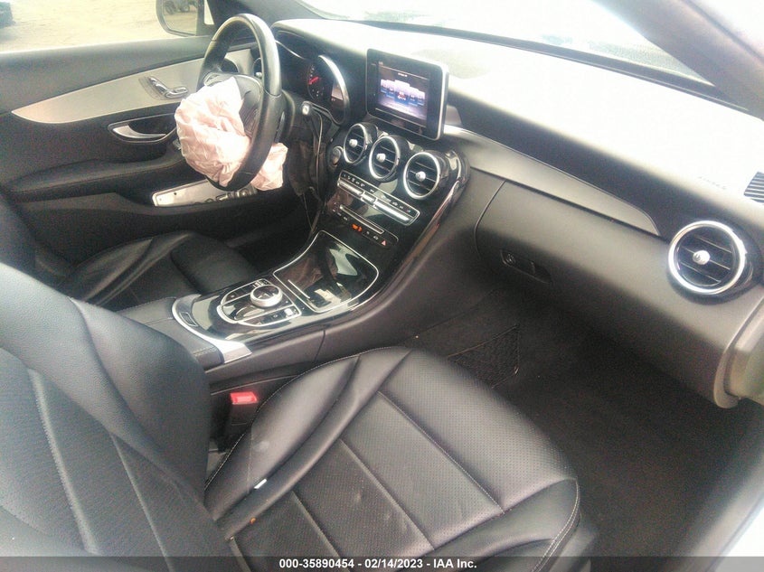 VIN 55SWF4JB8JU248126 2018 MERCEDES-BENZ C-CLASS C 300
