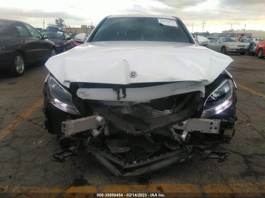 VIN 55SWF4JB8JU248126 2018 MERCEDES-BENZ C-CLASS C 300
