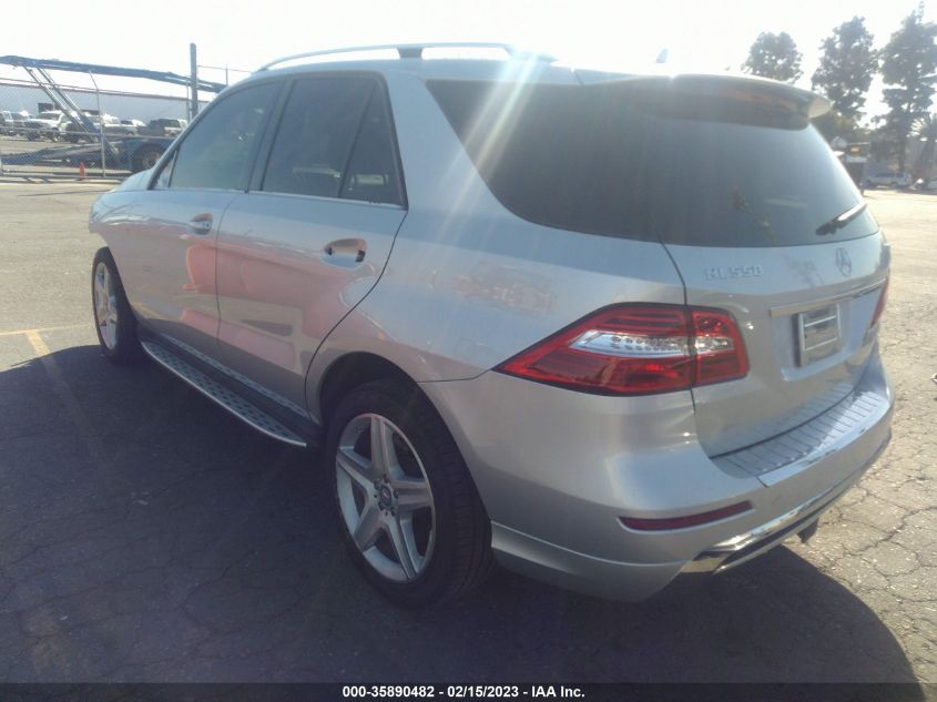2013 MERCEDES-BENZ M-CLASS ML 550 - 4JGDA7DBXDA120807