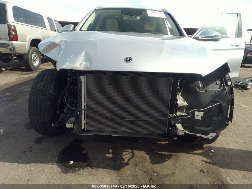 VIN WDC0G4KB5KF661759 2019 MERCEDES-BENZ GLC GLC 300