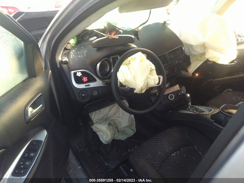 VIN 3C4PDCAB9JT518486 2018 DODGE JOURNEY SE