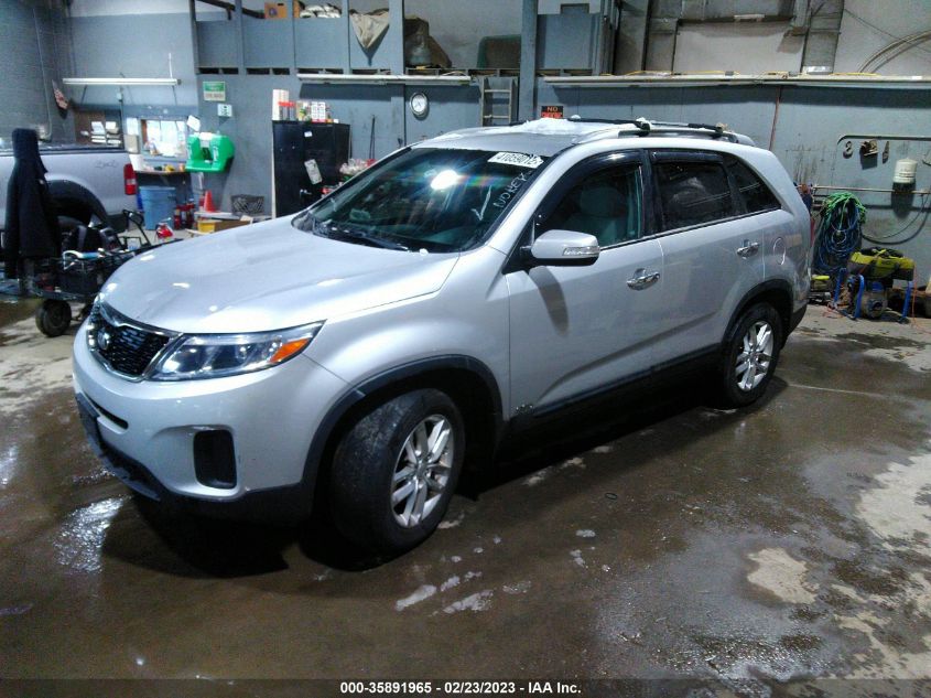 2014 KIA SORENTO LX - 5XYKTDA73EG524344