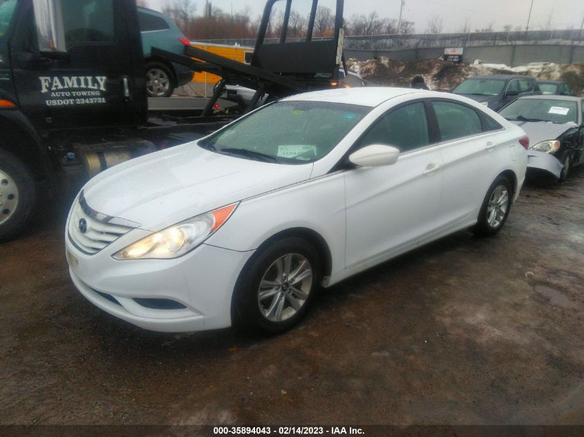 VIN 5NPEB4AC2DH669895 2013 HYUNDAI SONATA no.2