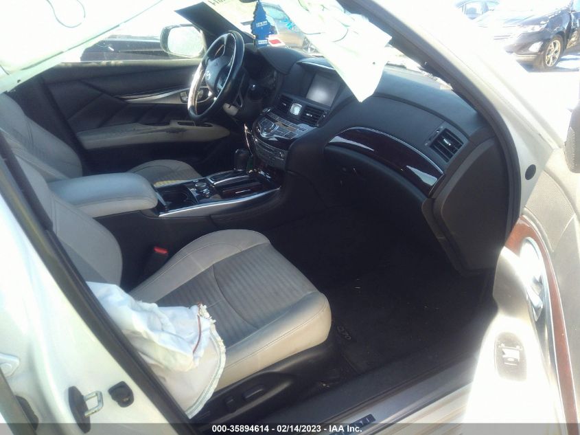 2015 INFINITI Q70 - JN1BY1AP2FM540165