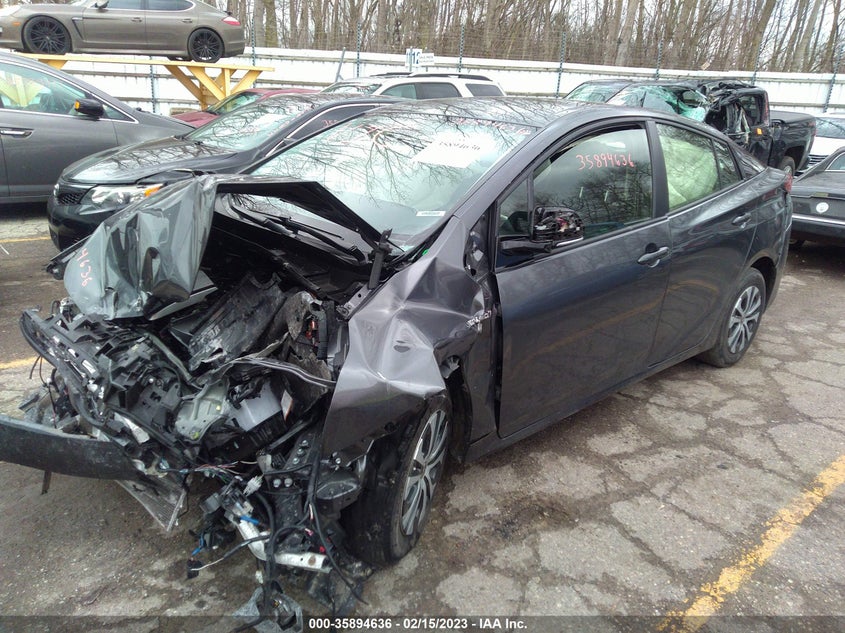 VIN JTDL9RFU6K3002385 2019 TOYOTA PRIUS LE/XLE