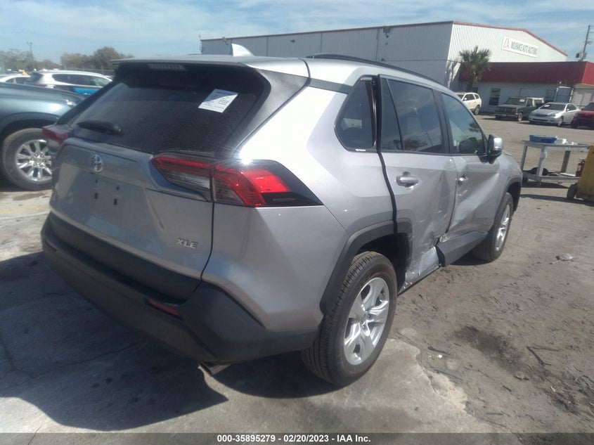 VIN 2T3W1RFV0MC162146 2021 TOYOTA RAV4 XLE