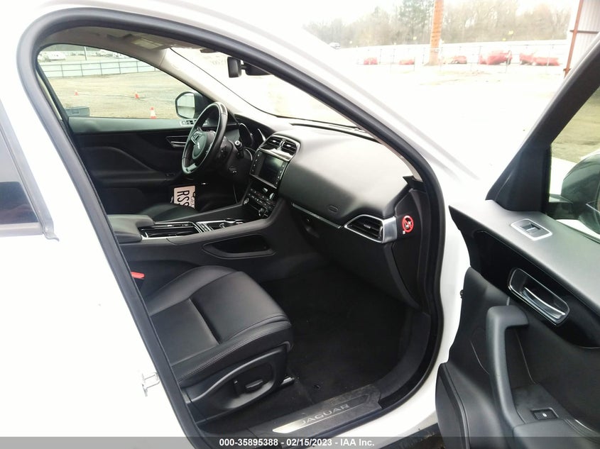 VIN SADCJ2FX4JA250951 2018 JAGUAR F-PACE 25T PREMIUM