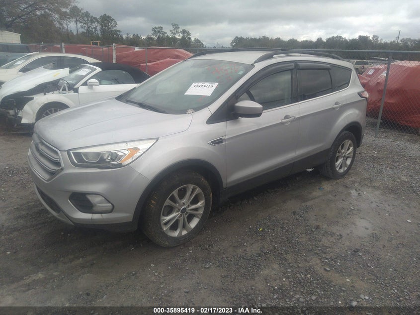 VIN 1FMCU0GD9HUD18452 2017 FORD ESCAPE SE