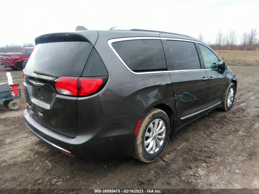 VIN 2C4RC1BG5JR129132 2018 CHRYSLER PACIFICA no.4