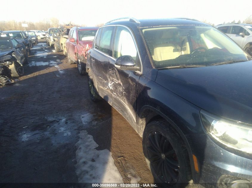 2013 VOLKSWAGEN TIGUAN SE - WVGBV3AX3DW613025