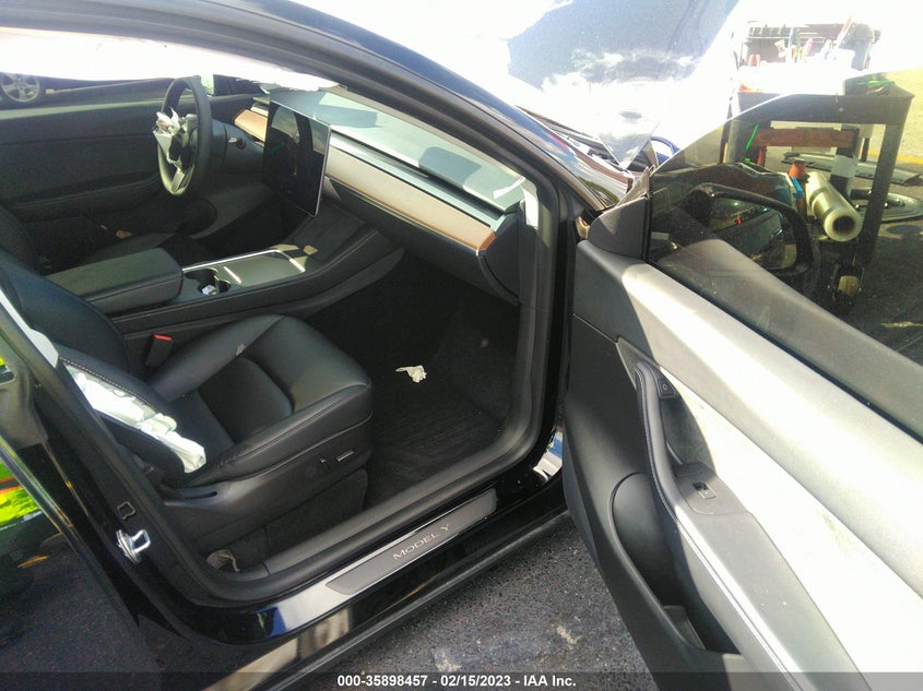VIN 7SAYGDEE5NF379289 2022 TESLA MODEL Y LONG RANGE