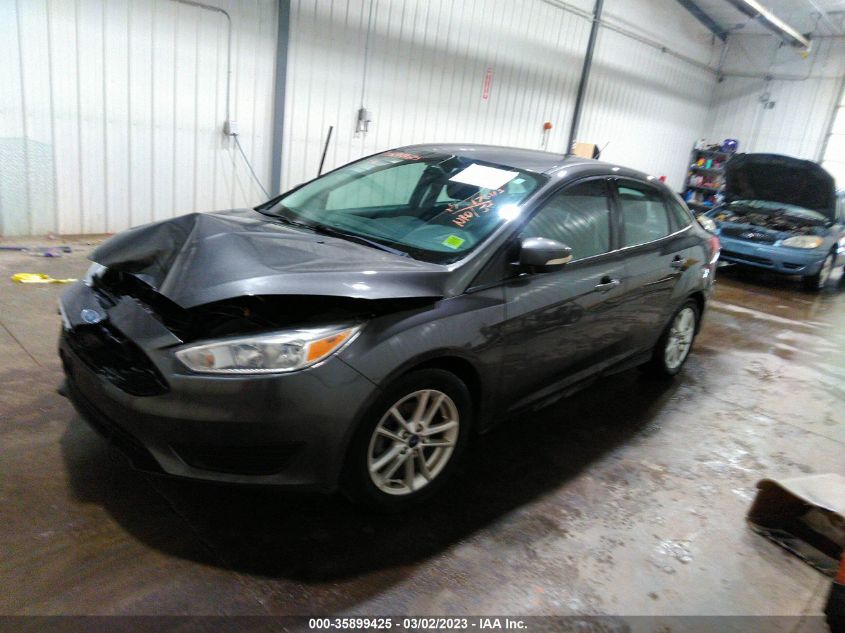 2015 FORD FOCUS SE - 1FADP3F27FL256110