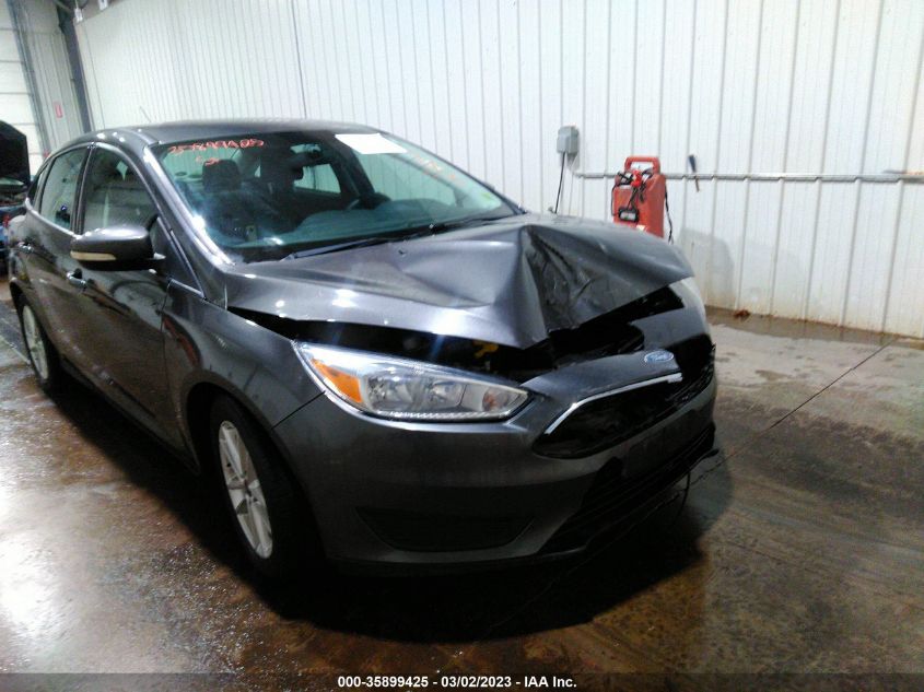 2015 FORD FOCUS SE - 1FADP3F27FL256110