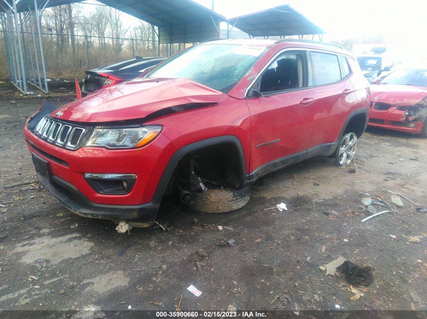 VIN 3C4NJDBBXJT112799 2018 JEEP COMPASS LATITUDE