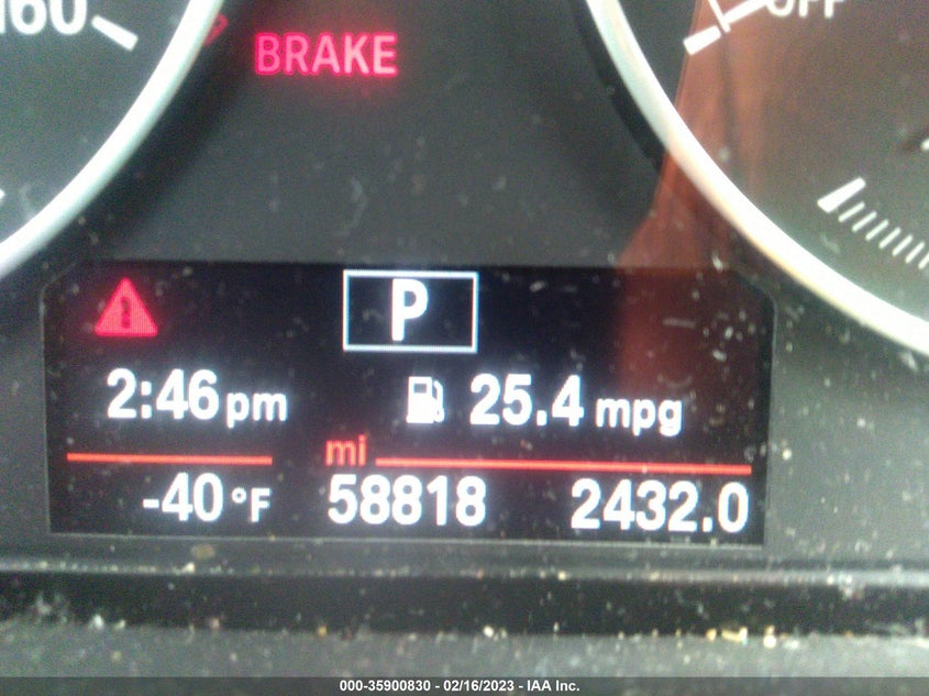 VIN WBXHT3C35H5F69304 2017 BMW X1 XDRIVE28I