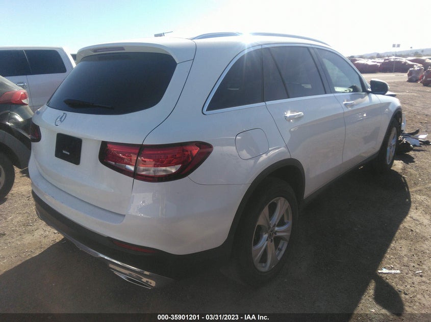 VIN WDC0G4JB4JV071669 2018 MERCEDES-BENZ GLC GLC 300