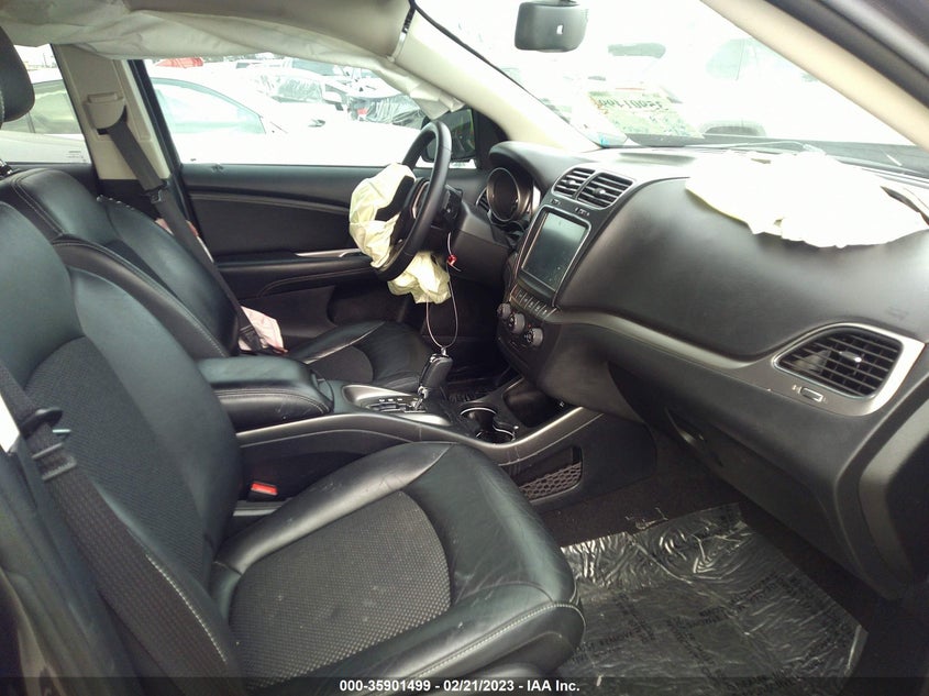 VIN 3C4PDCGG2JT275705 2018 DODGE JOURNEY CROSSROAD