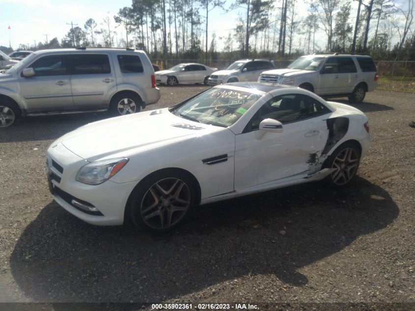 2015 MERCEDES-BENZ SLK-CLASS SLK 250 - WDDPK4HA7FF110746