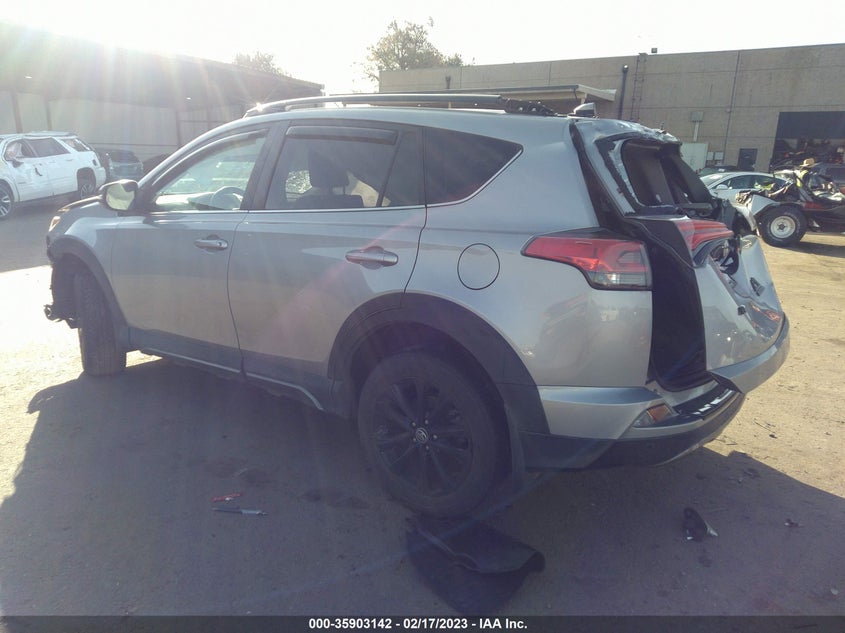 VIN 2T3RFREV7JW825917 2018 TOYOTA RAV4 XLE/ADVENTURE