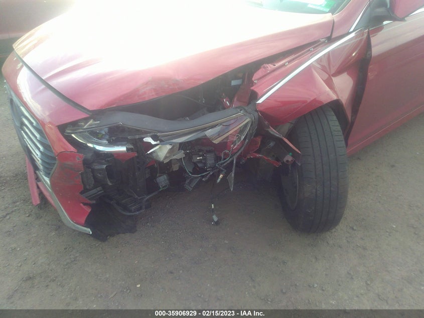 VIN 5NPE24AF5JH606215 2018 HYUNDAI SONATA SE