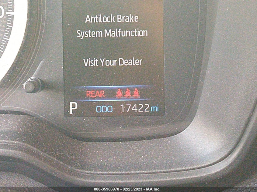 VIN 5YFEPMAE7MP261270 2021 TOYOTA COROLLA LE