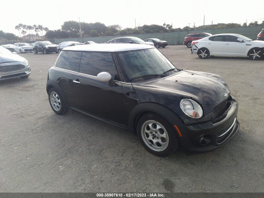 2013 MINI COOPER HARDTOP - WMWSU3C55DT690609