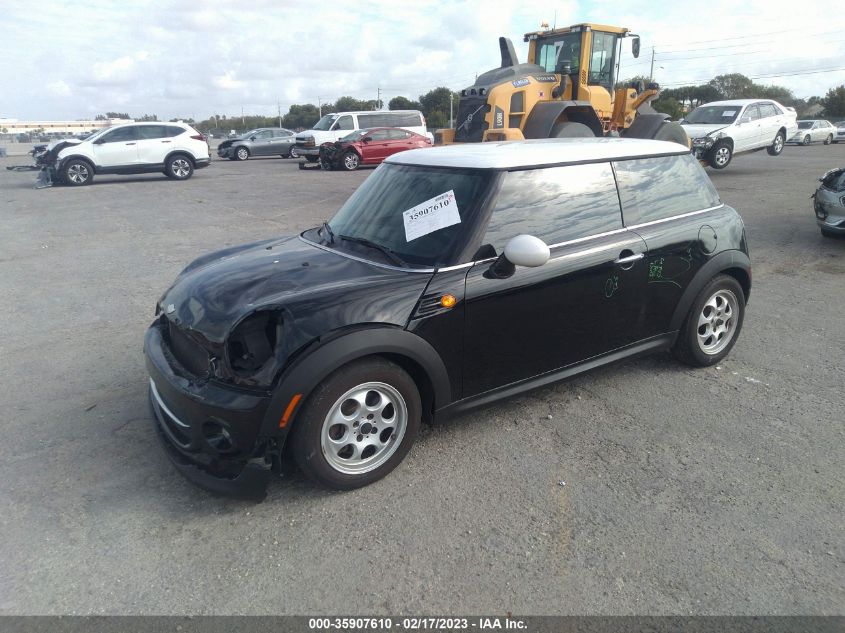 2013 MINI COOPER HARDTOP - WMWSU3C55DT690609