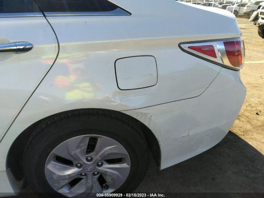 2013 HYUNDAI SONATA HYBRID - KMHEC4A48DA075045