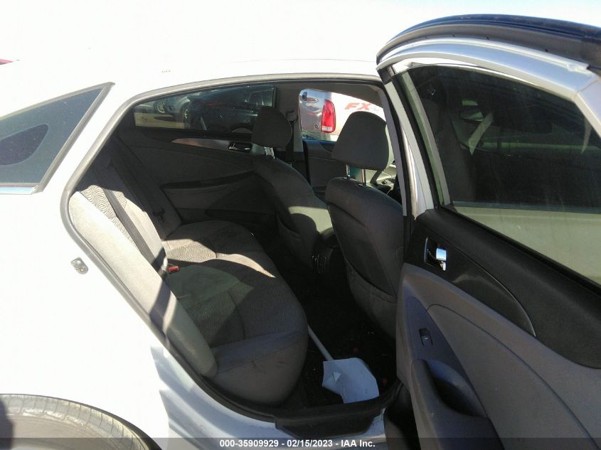 2013 HYUNDAI SONATA HYBRID - KMHEC4A48DA075045