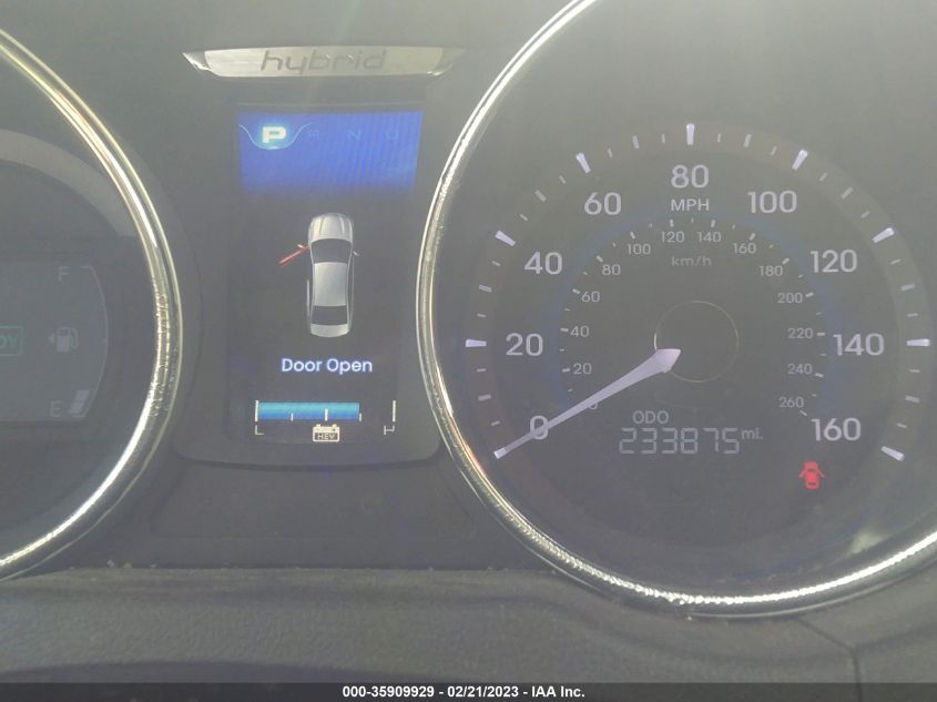 2013 HYUNDAI SONATA HYBRID - KMHEC4A48DA075045