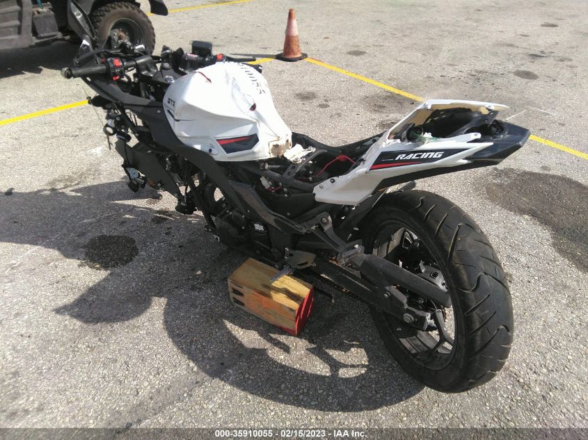2022 KAWASAKI 1600 - H0DPBFG97NX040606