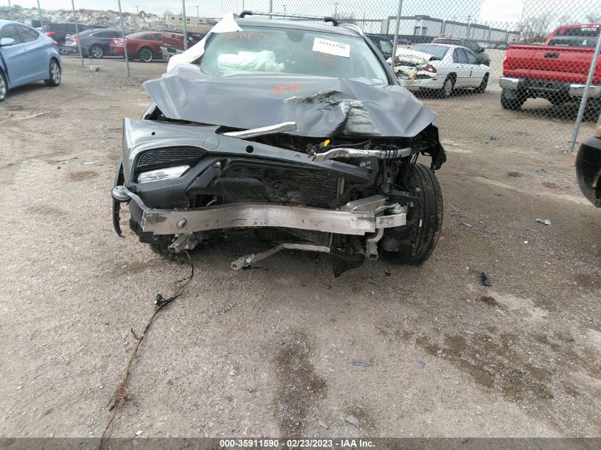 2018 INFINITI QX30 PREMIUM SJKCH5CRXJA052810