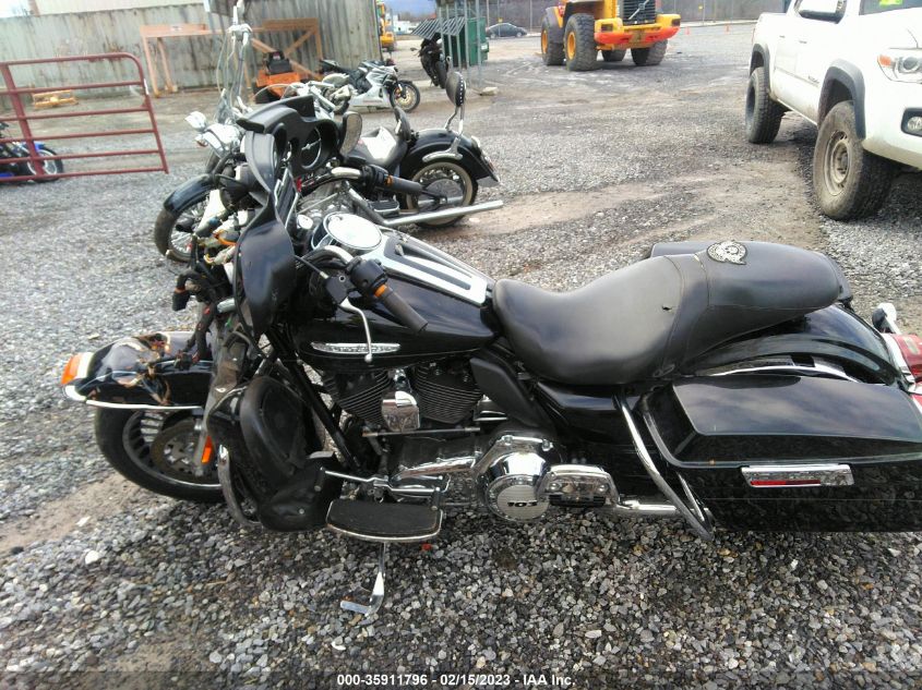 2011 HARLEY-DAVIDSON FLHTK 1HD1KEM10BB678039
