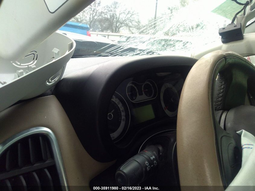 2015 FIAT 500L LOUNGE - ZFBCFACH3FZ033178
