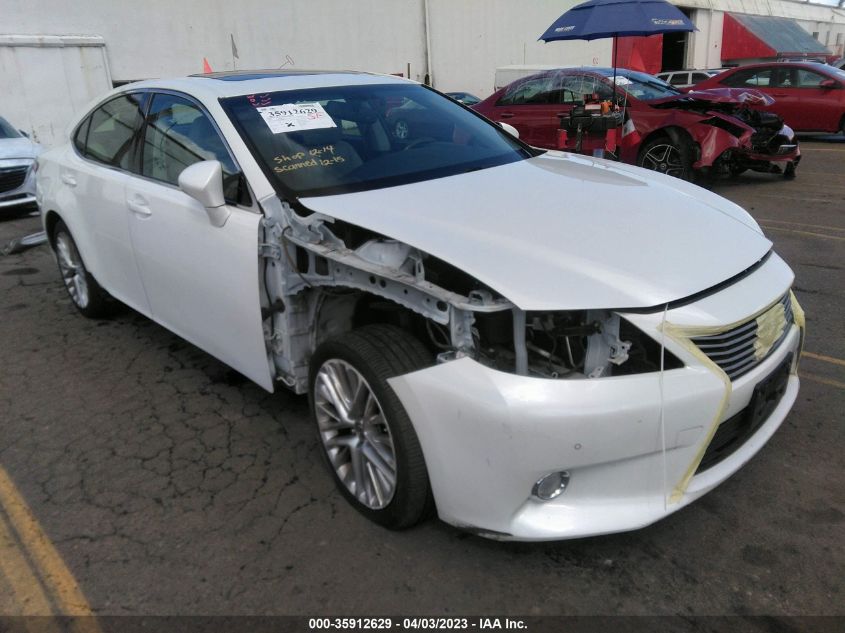 VIN JTHBK1GG7D2046557 2013 LEXUS ES 350 no.1