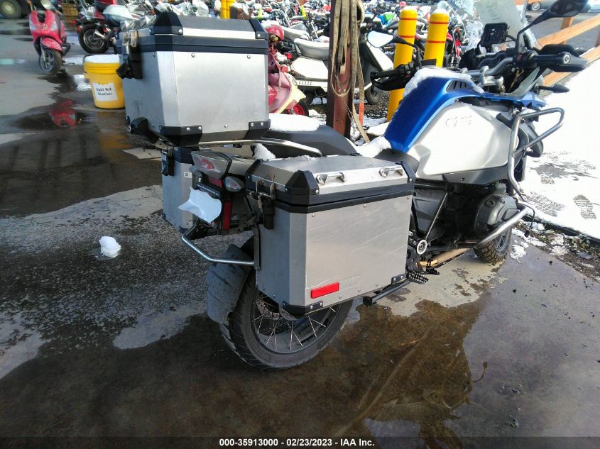 2015 BMW R1200 GS ADVENTURE - WB10A120XFZ098133