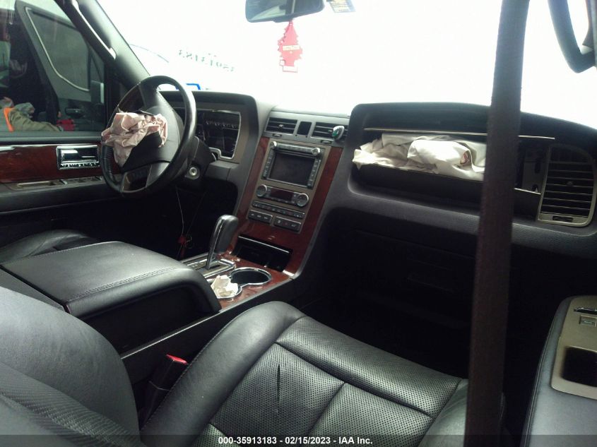 2014 LINCOLN NAVIGATOR 5LMJJ2H50EEL06860