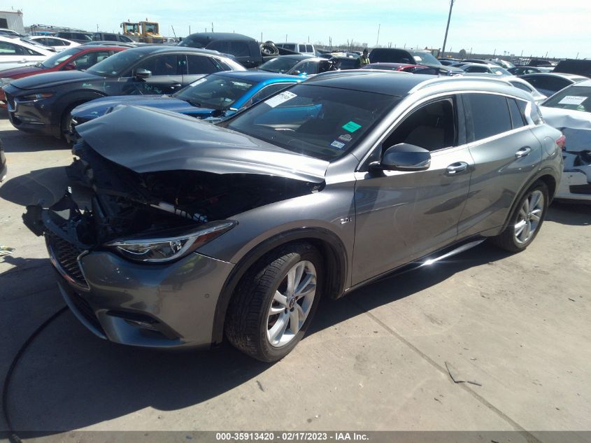 2018 INFINITI QX30 PREMIUM SJKCH5CP1JA042021