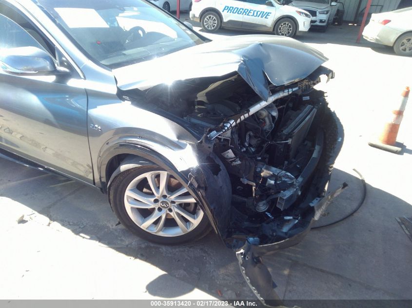 2018 INFINITI QX30 PREMIUM SJKCH5CP1JA042021