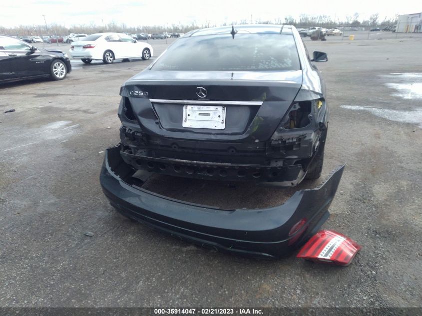 2013 MERCEDES-BENZ C-CLASS C 250 - WDDGJ4HB6DG007126