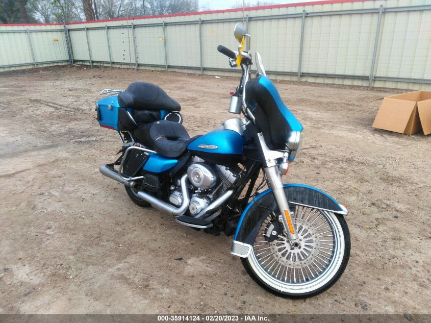 2011 HARLEY-DAVIDSON FLHTK - 1HD1KEM12BB637167