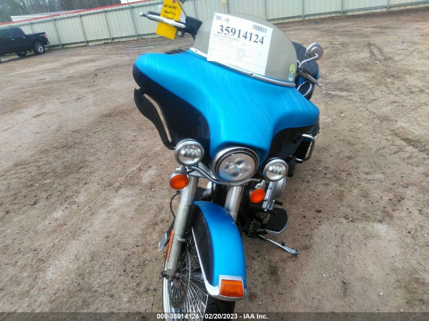 2011 HARLEY-DAVIDSON FLHTK 1HD1KEM12BB637167