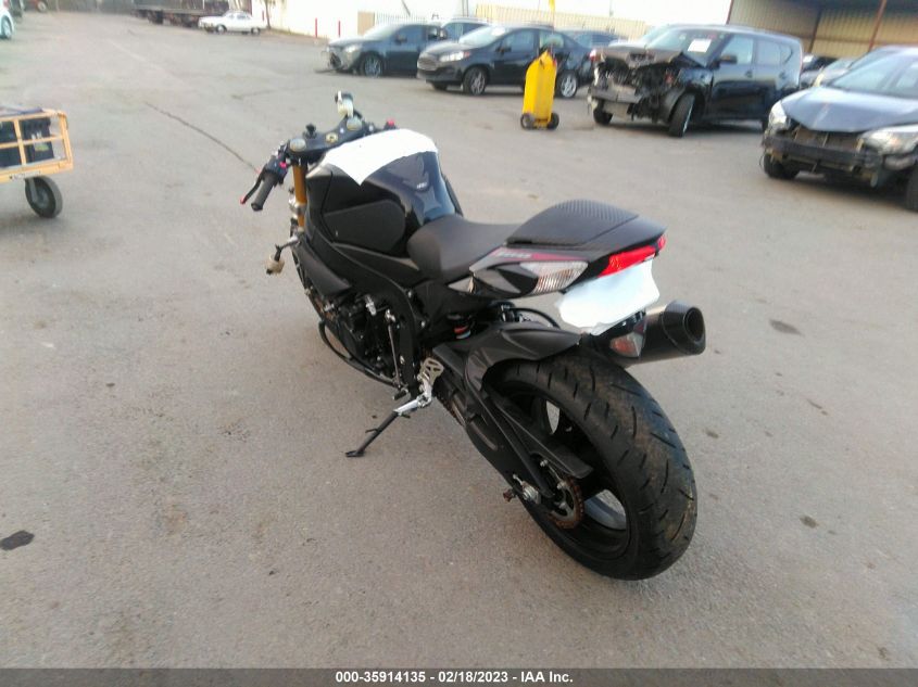 2014 SUZUKI GSX-R750 JS1GR7MA7E2102062