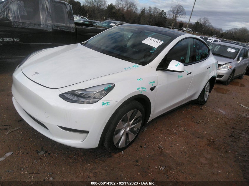 VIN 7SAYGAEE9NF339750 2022 TESLA MODEL Y LONG RANGE