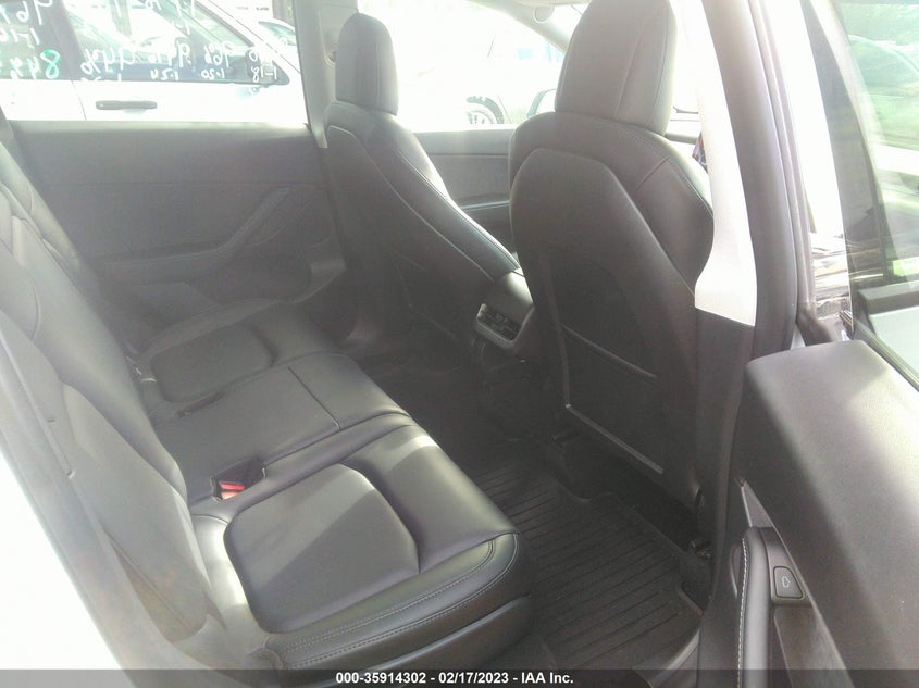 VIN 7SAYGAEE9NF339750 2022 TESLA MODEL Y LONG RANGE