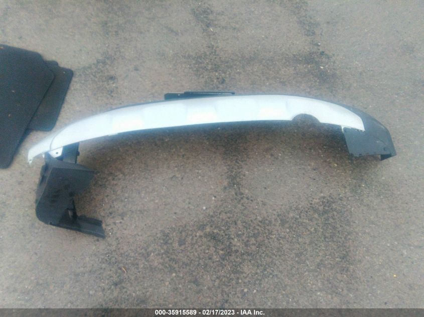 2022 HYUNDAI VENUE SE - KMHRB8A38NU202377